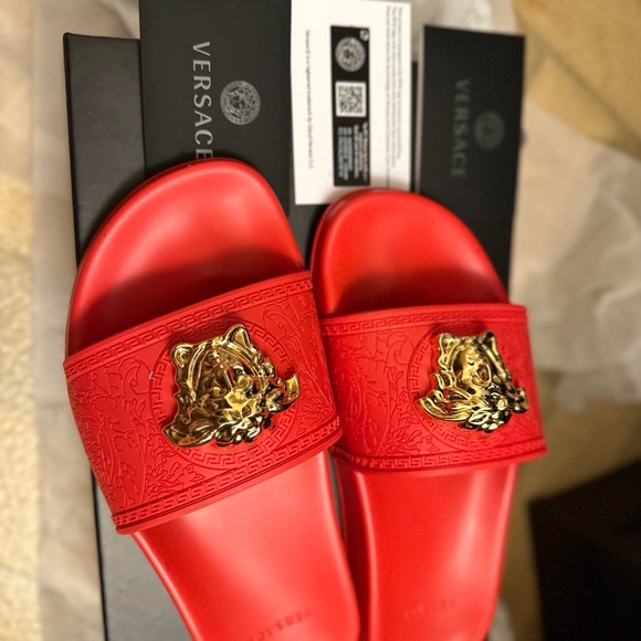 Versace Palazzo Pool Slides /Sandals size 37 - Picture 3 of 7